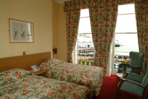 Claremont Lions Hotel Eastbourne Bilik gambar